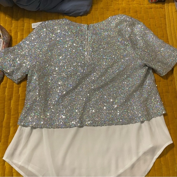 Gianni Bini Sequin Blouse - NWT - Picture 3 of 3